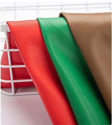 맞춤형 단백질 의류 PU 가죽 세탁 할 수 있는 의류 0.7mm 두께