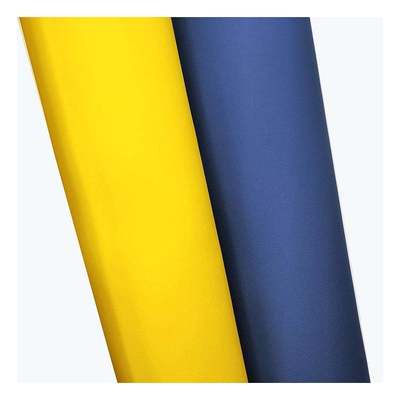 자동차 좌석 및 가구용 가죽에 사용되는 경직 저항성 PVC 가죽