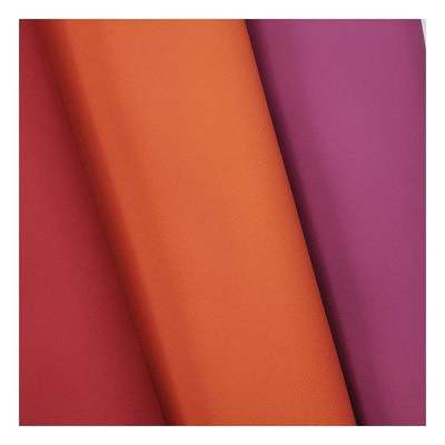 자동차 좌석 및 가구용 가죽에 사용되는 경직 저항성 PVC 가죽