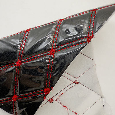 맞춤형 쿼티드 된 PVC 가죽 자동차 발자국 4.6mm 얇은 폼 패딩 튼튼한 맞춤형 엠브로이더 된 자동차 좌석 소파 가방