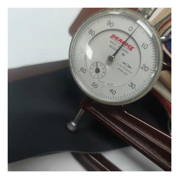 자동차 좌석 및 가구용 가죽에 사용되는 경직 저항성 PVC 가죽 11